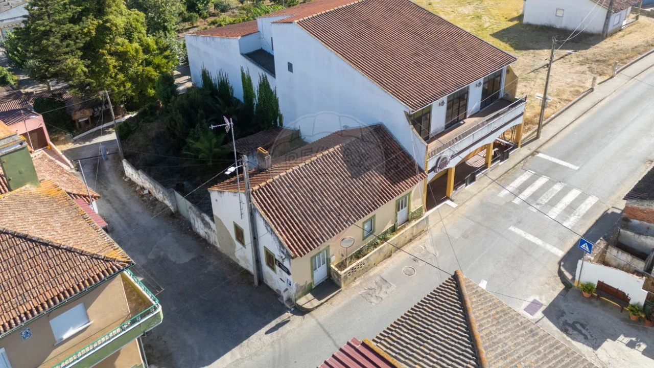 Moradia T2 para Venda em Vimeiro Foto 13