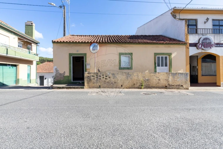 Moradia T2 para Venda em Vimeiro Foto 2