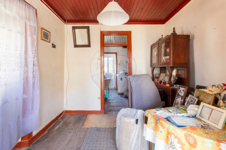 Moradia T2 para Venda em Vimeiro Foto 3