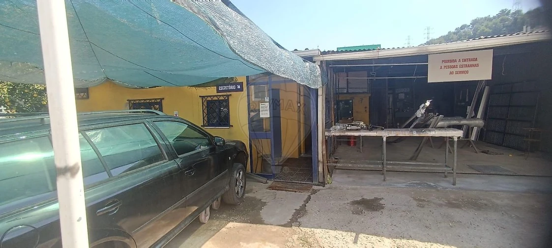 Prédio para Venda em Póvoa de Santo Adrião e Olival Basto Foto 5