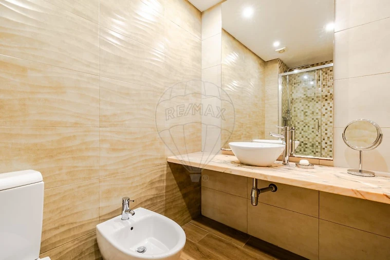 Apartamento T2 para Venda em Ramada e Caneças Foto 21