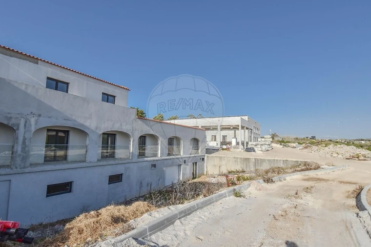 Negócio para Venda em Lourinhã e Atalaia Foto 2