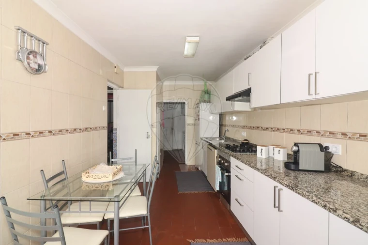 Moradia T2 para Venda em Castanheira do Ribatejo e Cachoeiras Foto 7