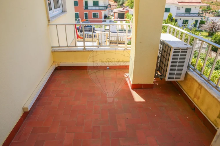 Moradia T3 para Venda em Arruda dos Vinhos Foto 24