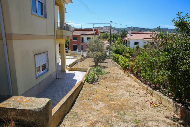 Moradia T3 para Venda em Arruda dos Vinhos Foto 5