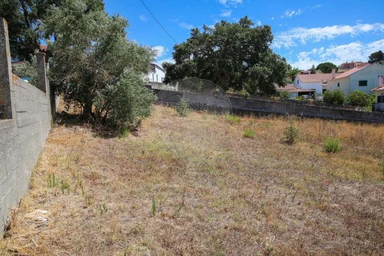 Moradia T3 para Venda em Arruda dos Vinhos Foto 9