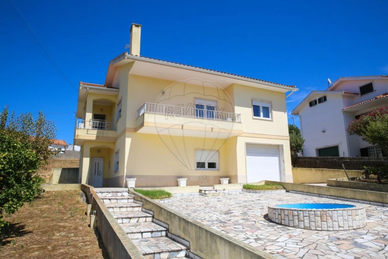 Moradia T3 para Venda em Arruda dos Vinhos Foto 40