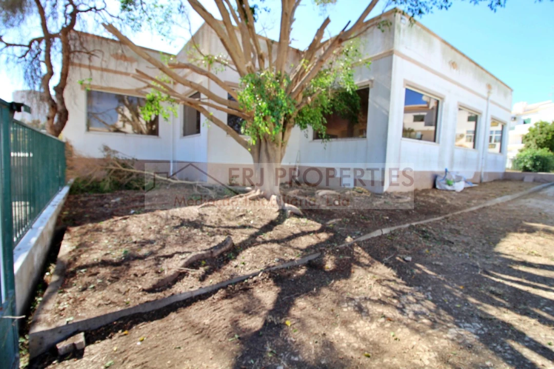 Negócio para Venda em Altura Foto 2