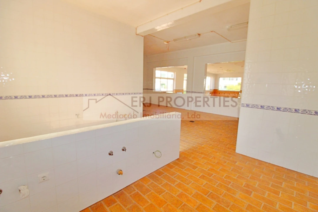 Negócio para Venda em Altura Foto 7