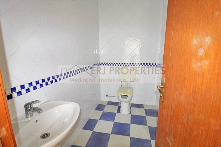 Negócio para Venda em Altura Foto 12