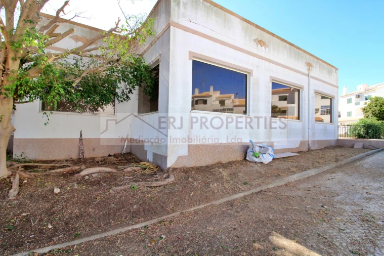 Negócio para Venda em Altura Foto 18