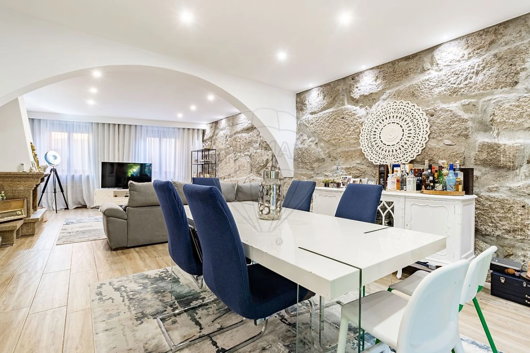 Moradia T3 para Venda em Aguas Santas Foto 9