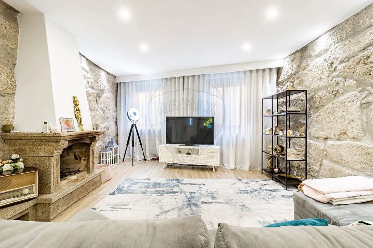 Moradia T3 para Venda em Aguas Santas Foto 8