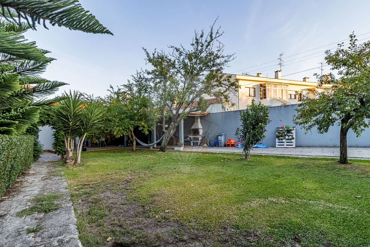 Moradia T3 para Venda em Aguas Santas Foto 31