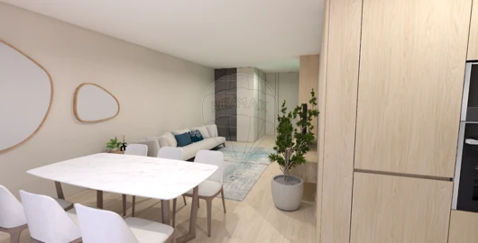 Apartamento T2 para Venda em Lordelo do Ouro e Massarelos