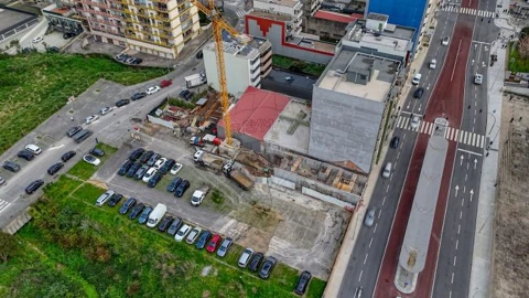 Apartamento T2 para Venda em Lordelo do Ouro e Massarelos