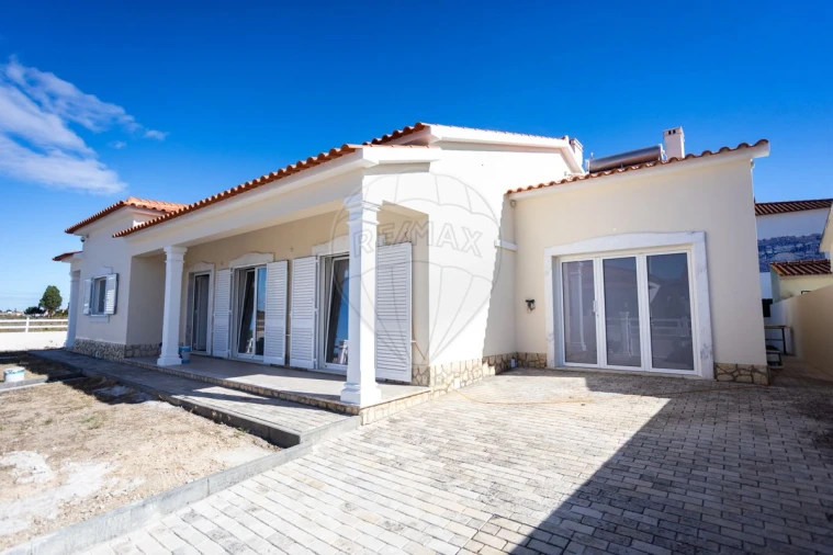 Moradia T3 para Venda em Marinhais