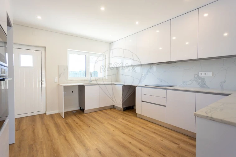 Moradia T3 para Venda em Marinhais Foto 5