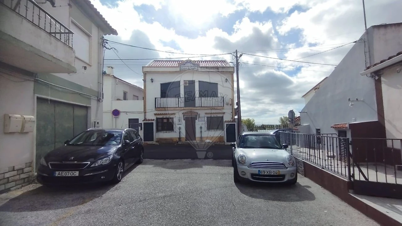 Loja para Venda em Vila Nova da Rainha Foto 4