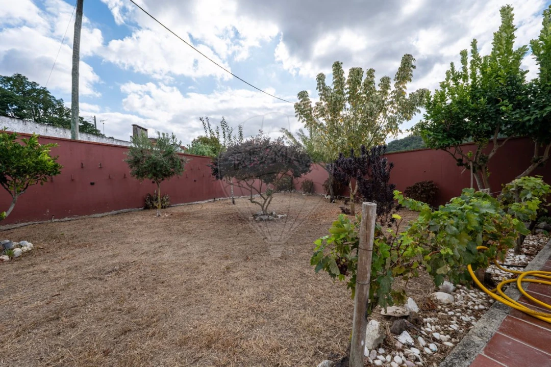 Moradia T4 para Venda em Outeiro da Cortiçada e Arruda dos Pisões Foto 47