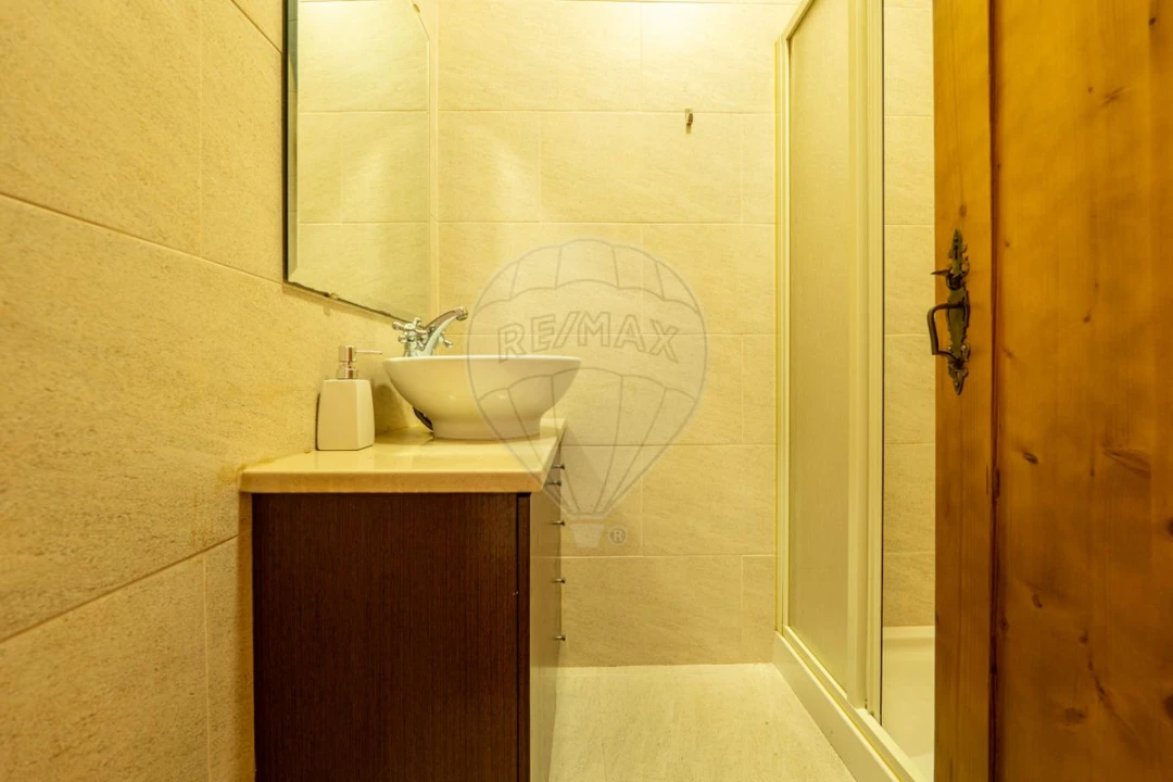 Moradia T4 para Venda em Outeiro da Cortiçada e Arruda dos Pisões Foto 13