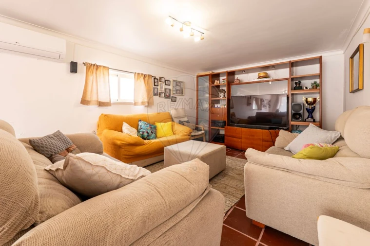 Moradia T4 para Venda em Outeiro da Cortiçada e Arruda dos Pisões Foto 31