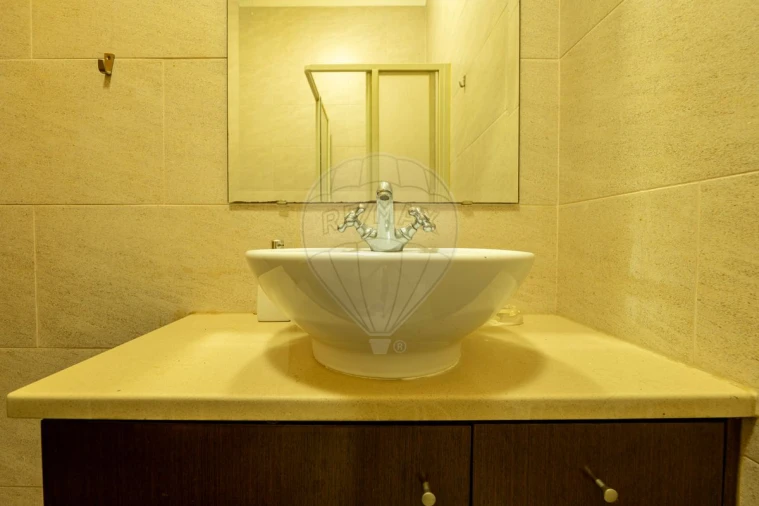 Moradia T4 para Venda em Outeiro da Cortiçada e Arruda dos Pisões Foto 12