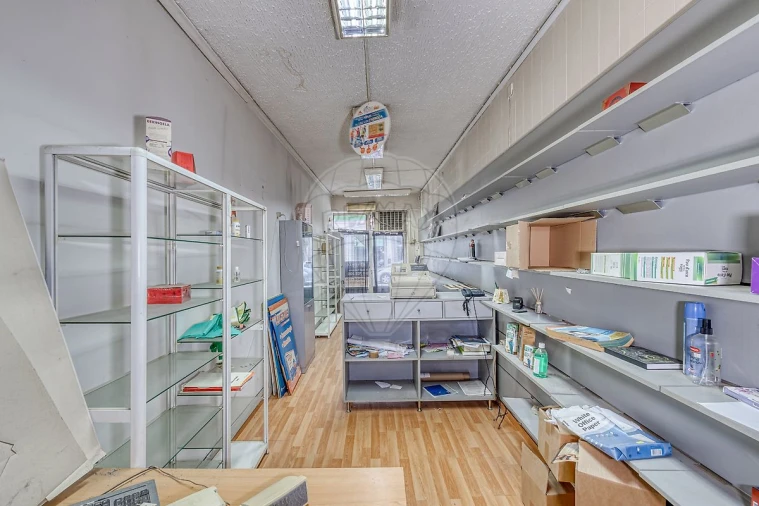 Prédio para Venda em Mafamude e Vilar do Paraíso Foto 18