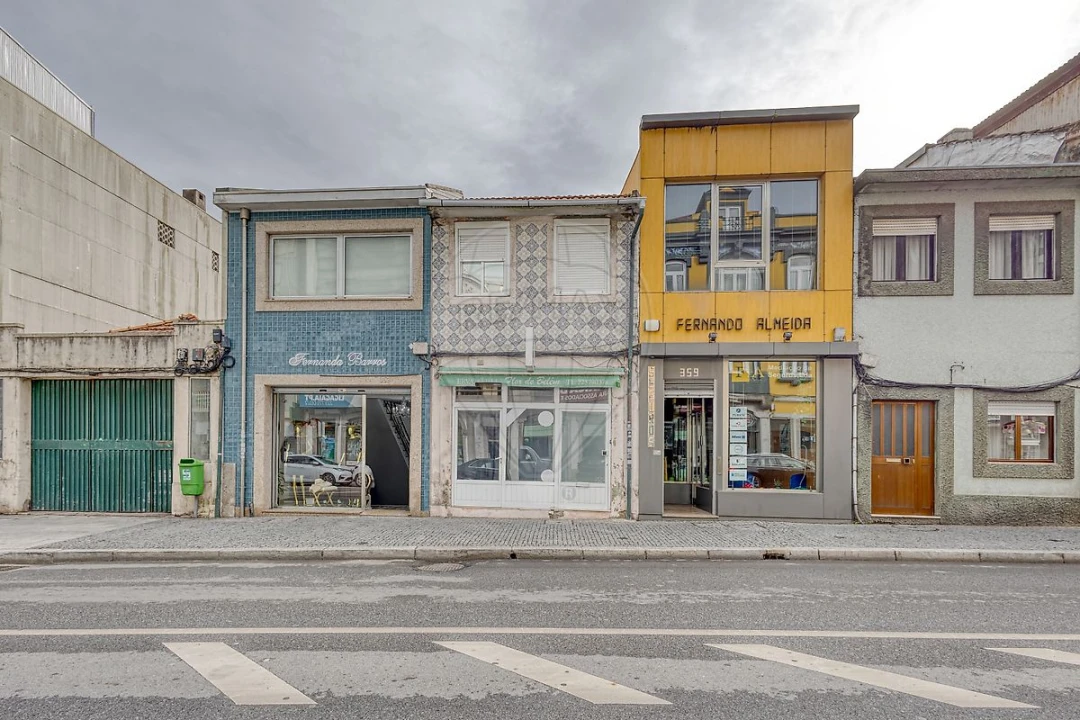 Prédio para Venda em Mafamude e Vilar do Paraíso Foto 4