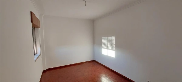 Apartamento T3 para Venda em Carregado e Cadafais
