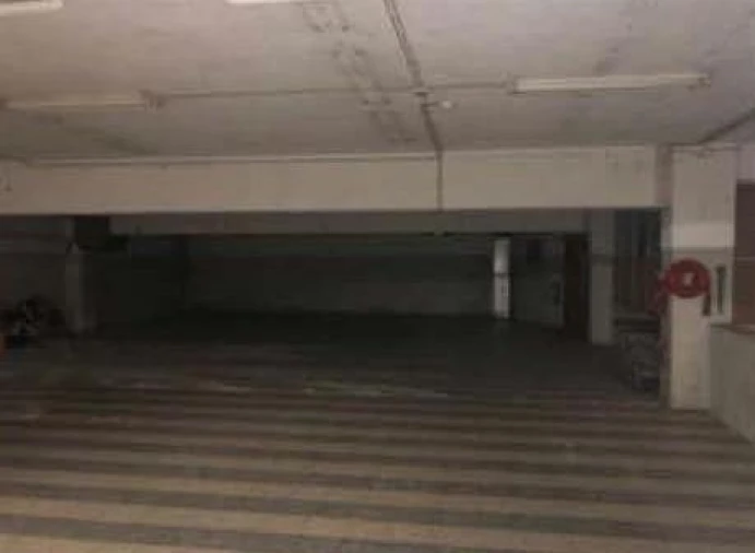 Armazém para Venda em São Domingos de Benfica Foto 7