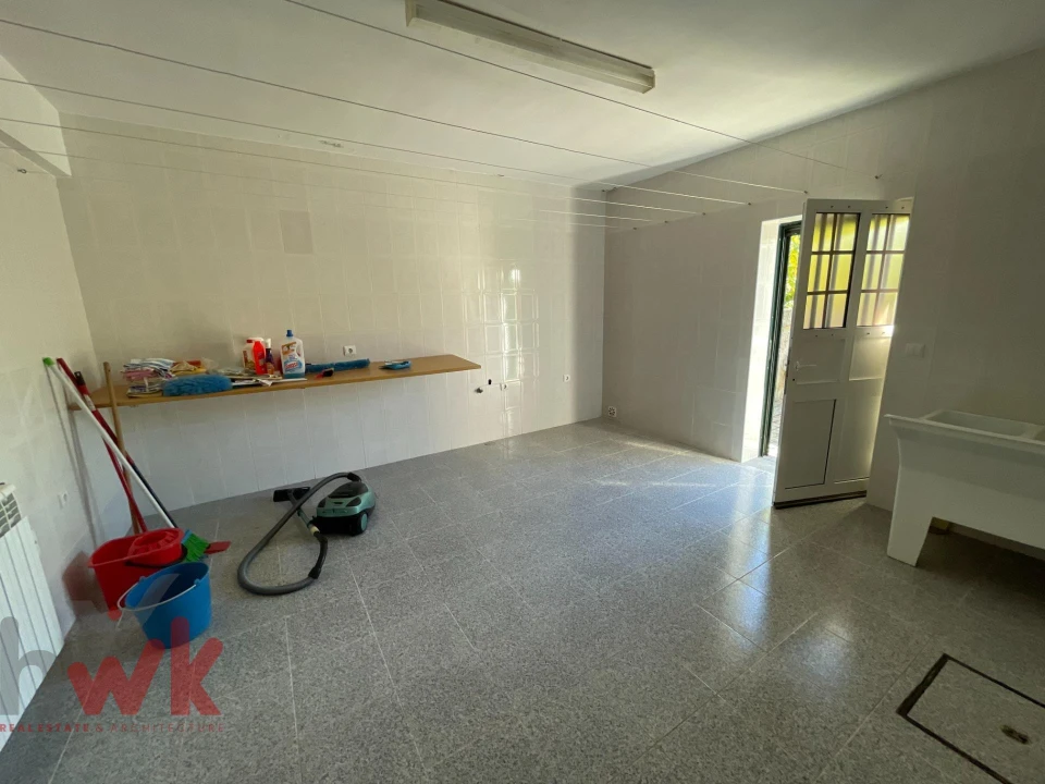 Moradia T5 para Venda em Travanca de Lagos Foto 33