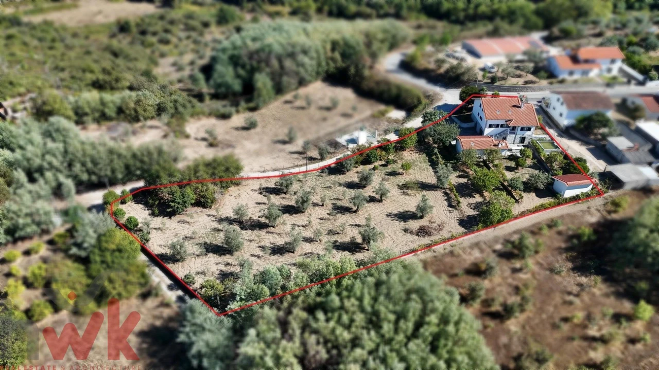 Moradia T5 para Venda em Travanca de Lagos Foto 4