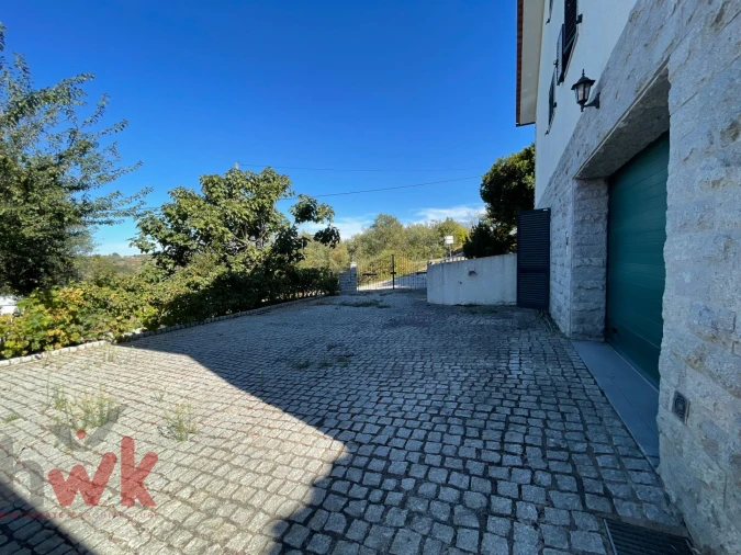 Moradia T5 para Venda em Travanca de Lagos Foto 39