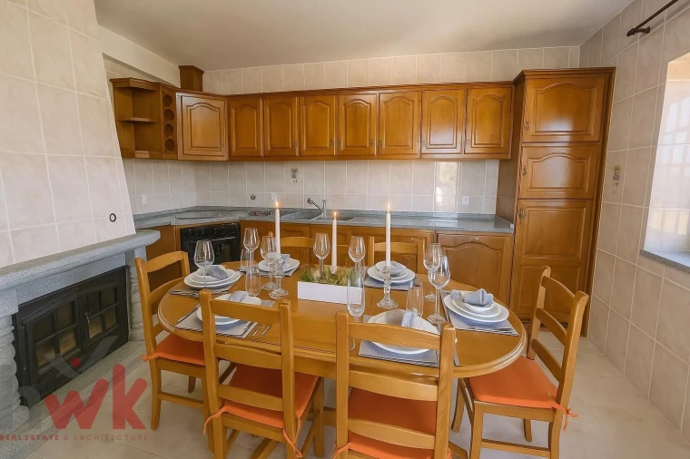 Moradia T5 para Venda em Travanca de Lagos Foto 6