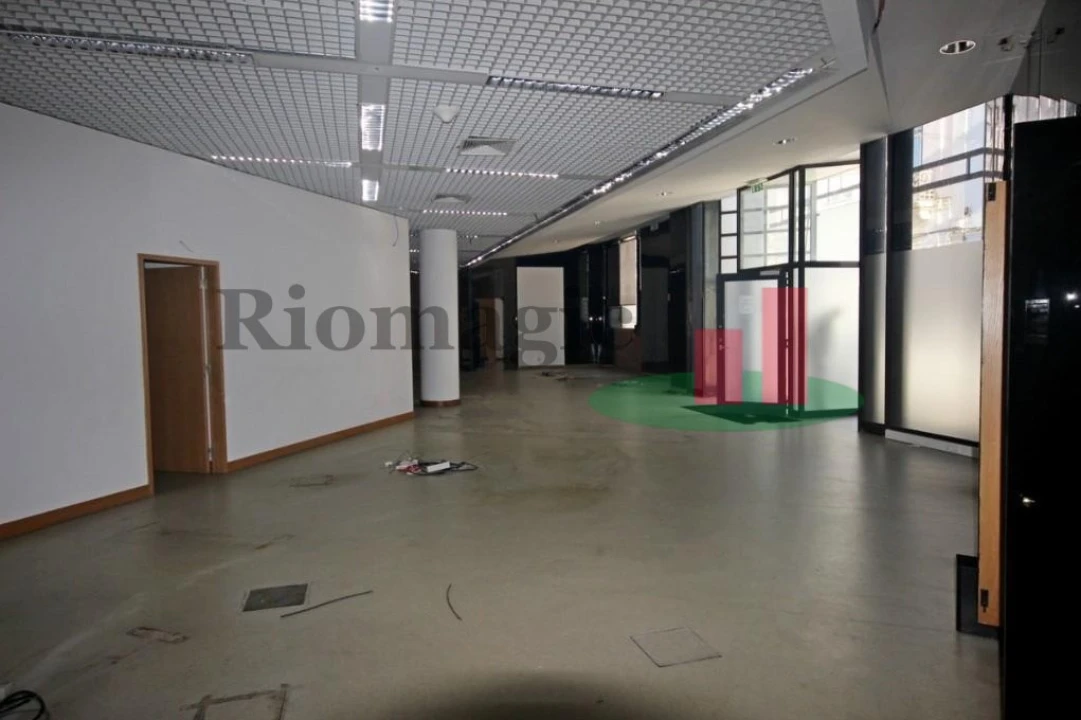 Loja para Venda em Marvila, Ribeira Santarém, São Salvador, São Nicolau Foto 4