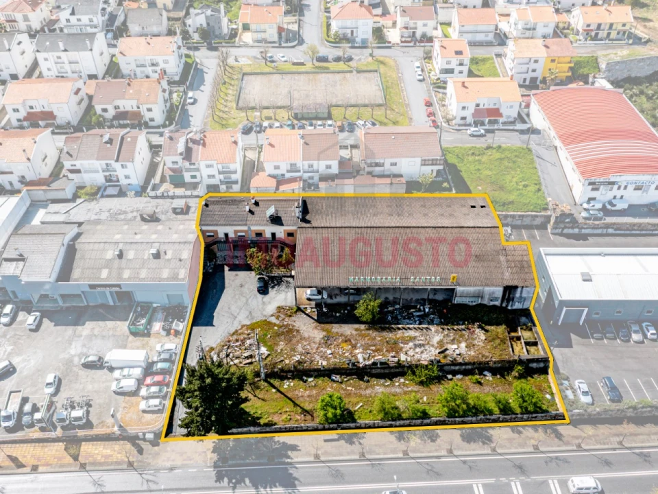 Armazém para Venda em Guarda Foto 1