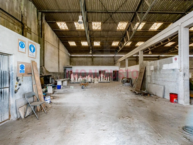 Armazém para Venda em Guarda Foto 5