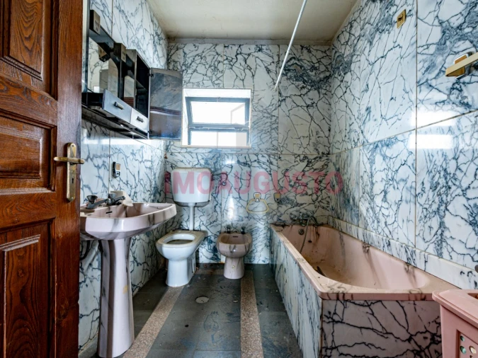 Armazém para Venda em Guarda Foto 25