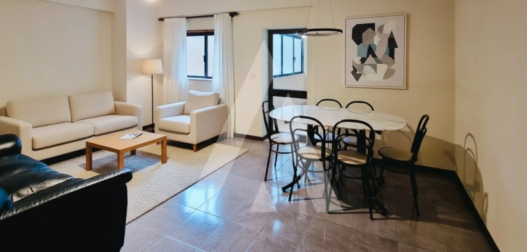 Apartamento T2 para Venda em Santo Antonio dos Olivais Foto 2