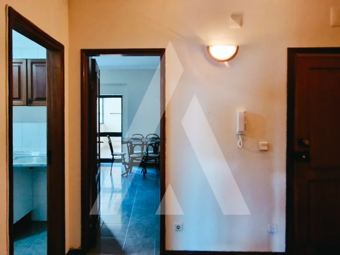 Apartamento T2 para Venda em Santo Antonio dos Olivais Foto 7