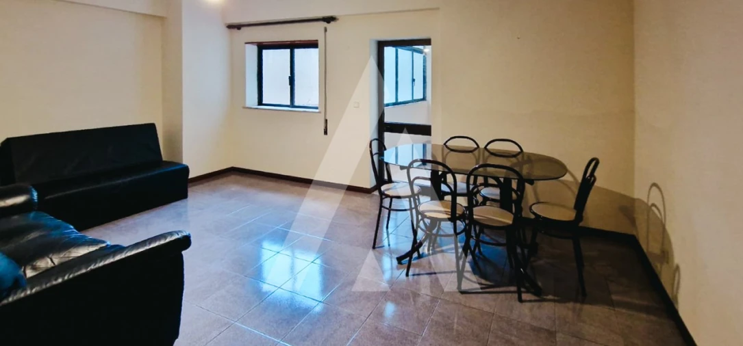 Apartamento T2 para Venda em Santo Antonio dos Olivais Foto 14