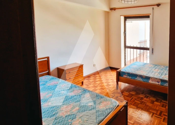 Apartamento T2 para Venda em Santo Antonio dos Olivais Foto 15