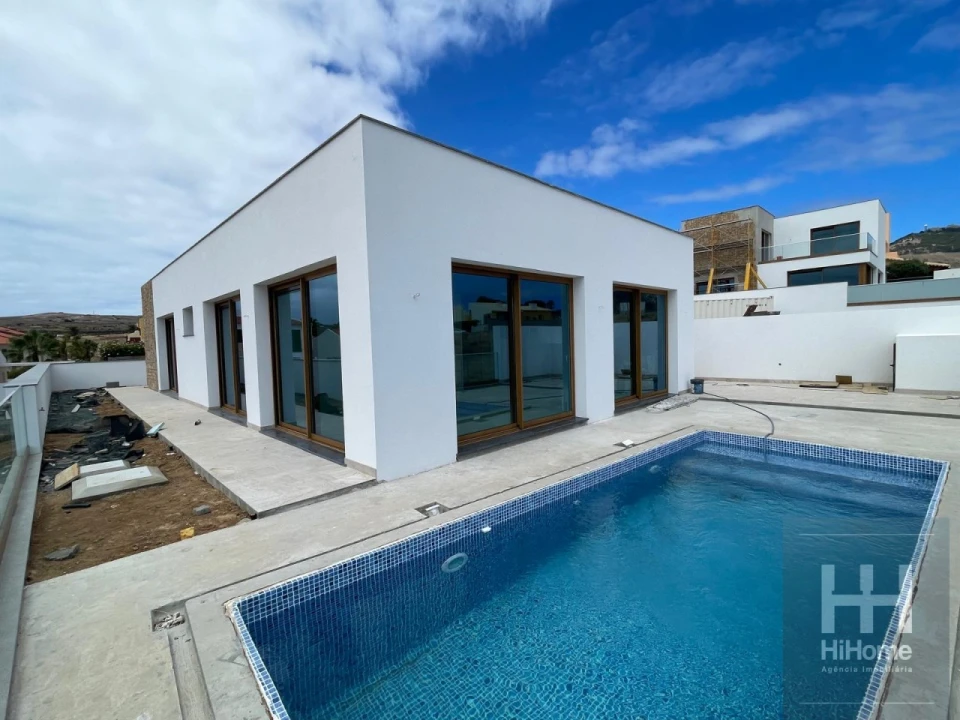Moradia T3 para Venda em Porto Santo Foto 1