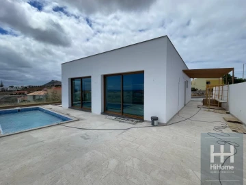 Moradia T3 para Venda em Porto Santo