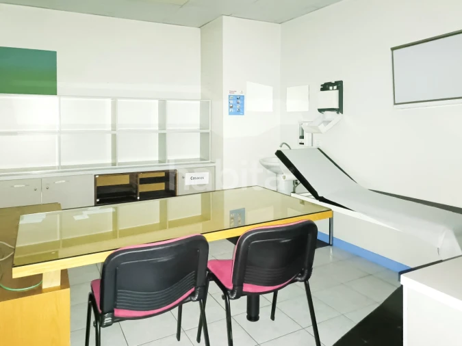 Loja para Venda em Gondomar (São Cosme), Valbom e Jovim Foto 11