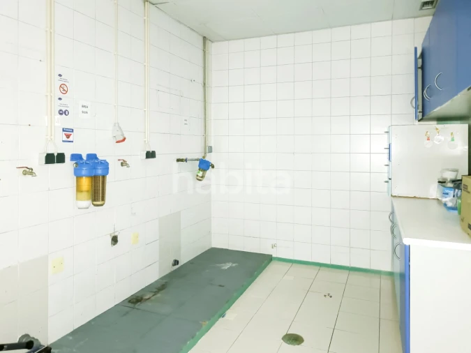 Loja para Venda em Gondomar (São Cosme), Valbom e Jovim Foto 15