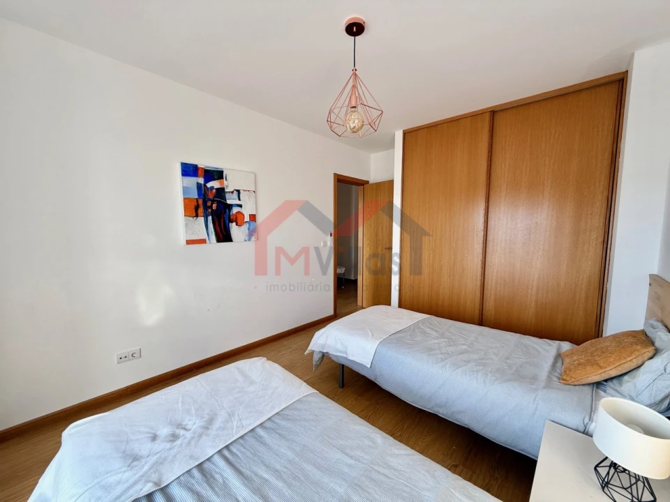 Apartamento T3 para Venda em Olhão Foto 29