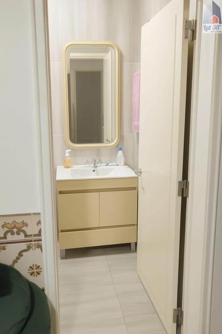 Apartamento T1 para Venda em Arroios Foto 4