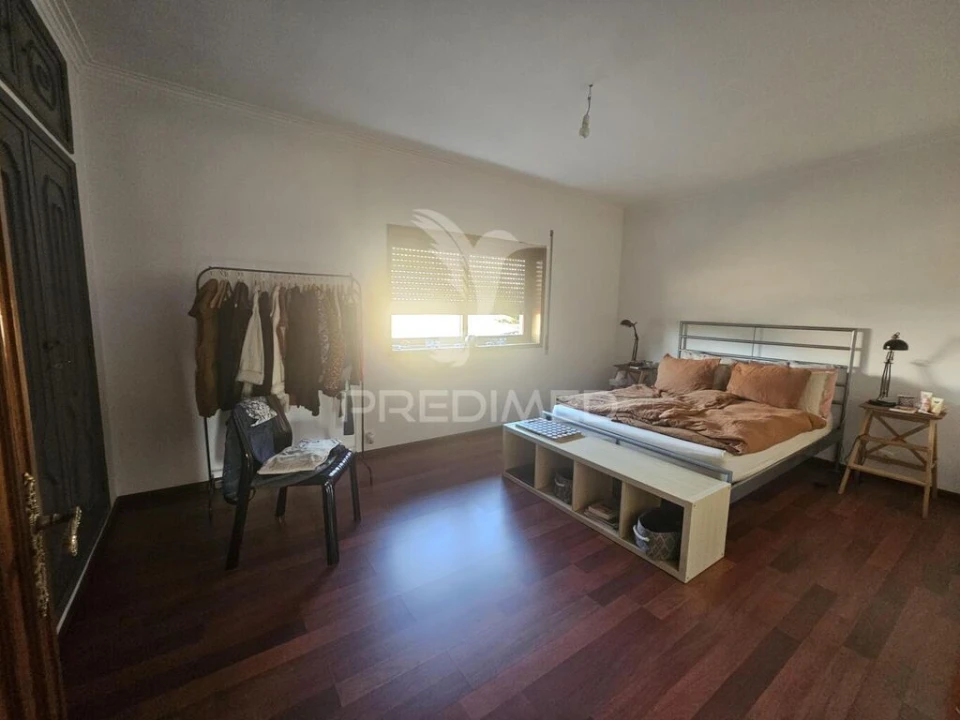 Moradia T5 para Venda em Água Longa Foto 7